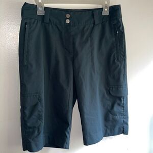 EXCELLENT CONDITION WOMEN’S NIKE DRI-FIT GOLF BERMUDA SHORTS SIZE 8